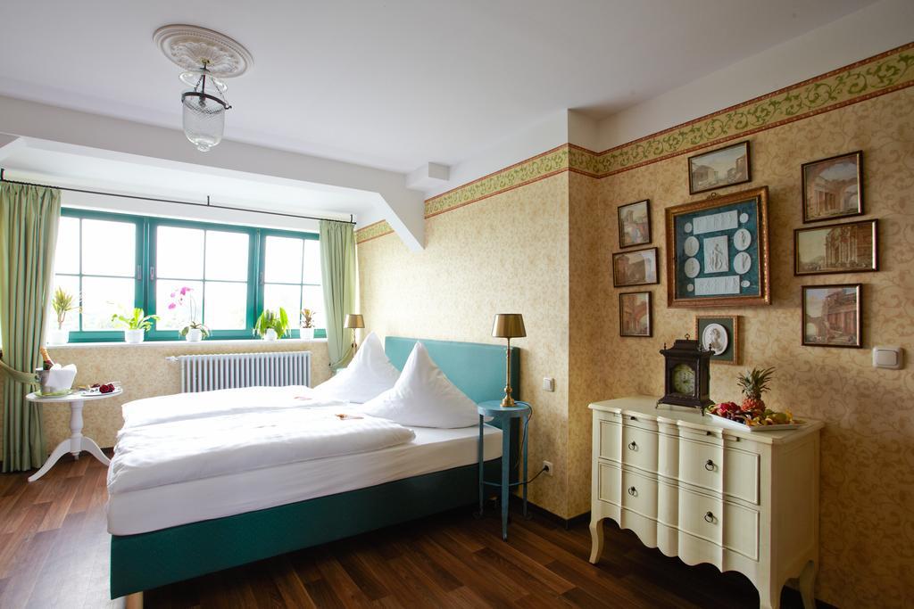 Gastwirtschaft & Hotel Hallescher Anger Naumburg  Bagian luar foto
